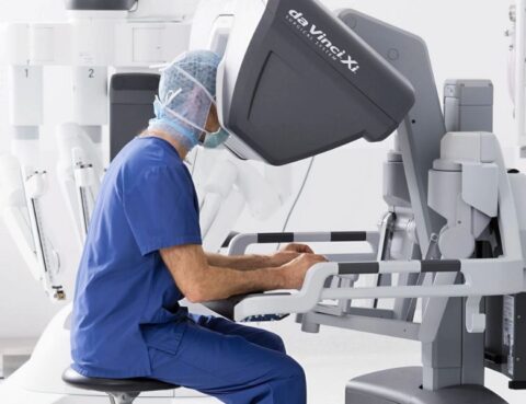 La chirurgie urologique assistée par robot, chirurgie robotique, da vinci robot, da vinci, urologie, chirurgie orologique, robot urologique, clinique anadolu
